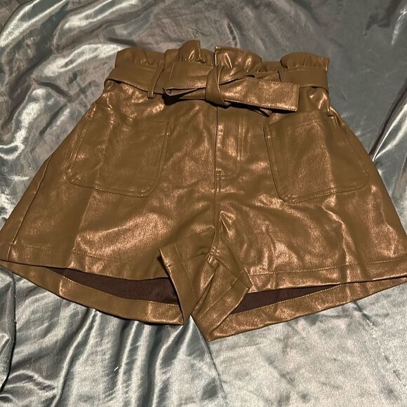 Francesca's Collections Pants - Olive green tie waist leather shorts